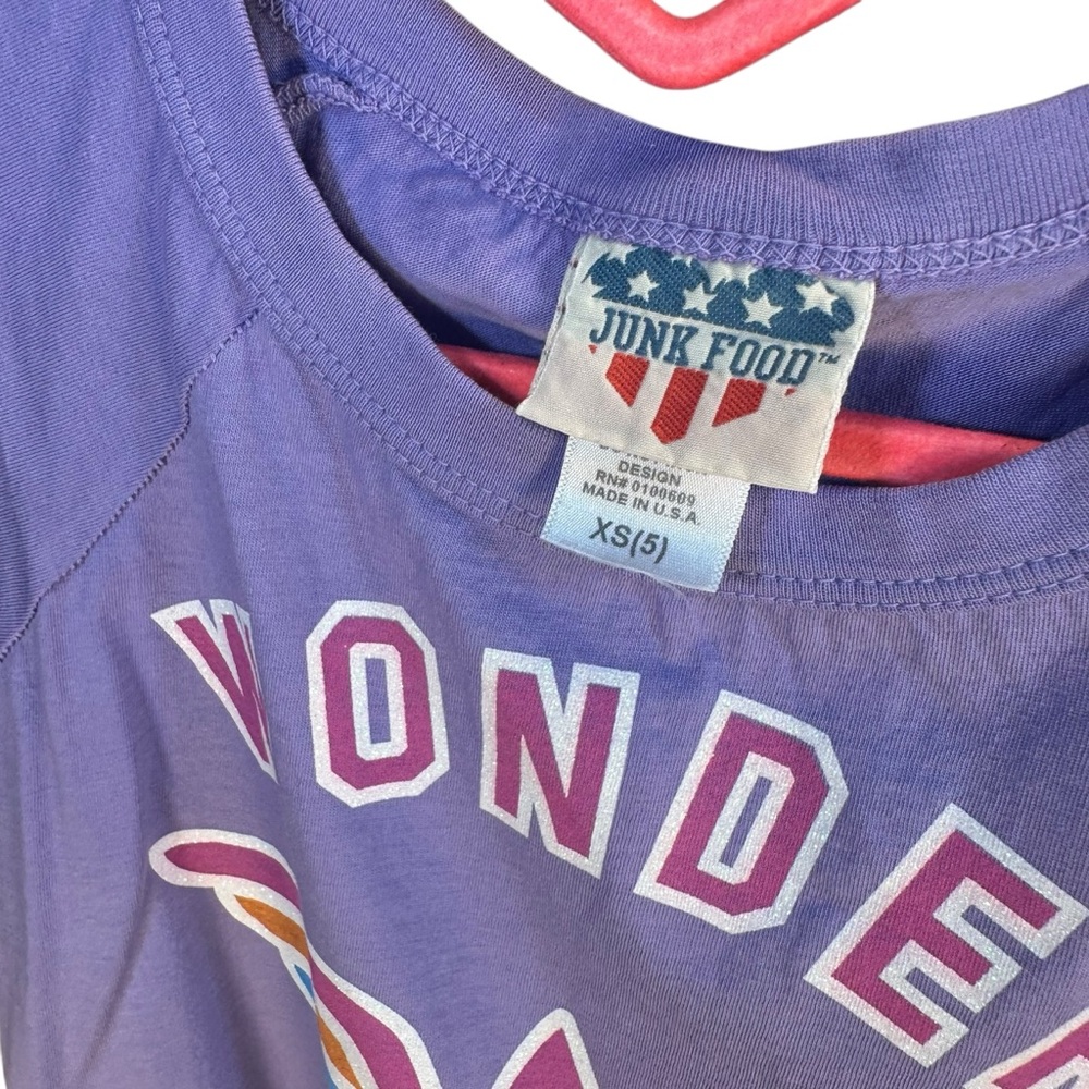 Junk Food Size 5 Girls Short TShirt No Sleeves Lavender Wonder Woman Girl Power - Picture 5 of 6